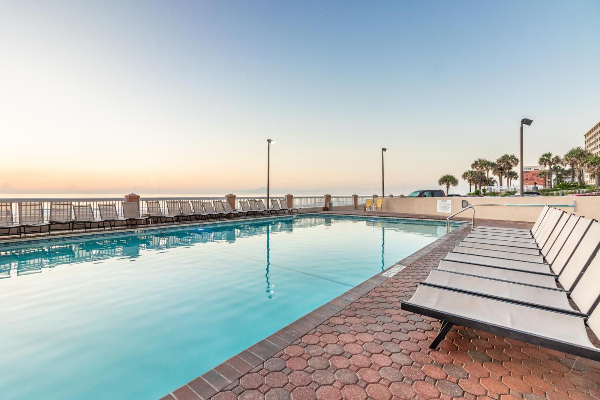 هامبتون إن دايتونا بيتش شورز Daytona Beach Shores المظهر الخارجي الصورة